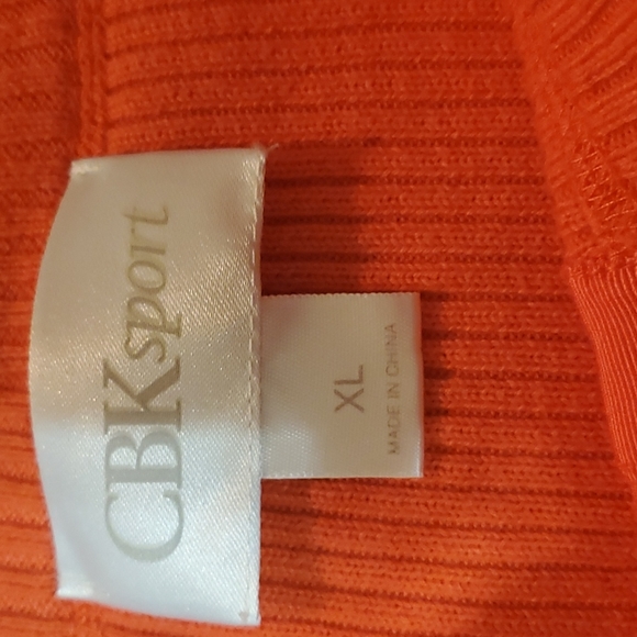 Christopher and banks sport orange ribbed xl sweater, latch hook buttons - Picture 3 of 9